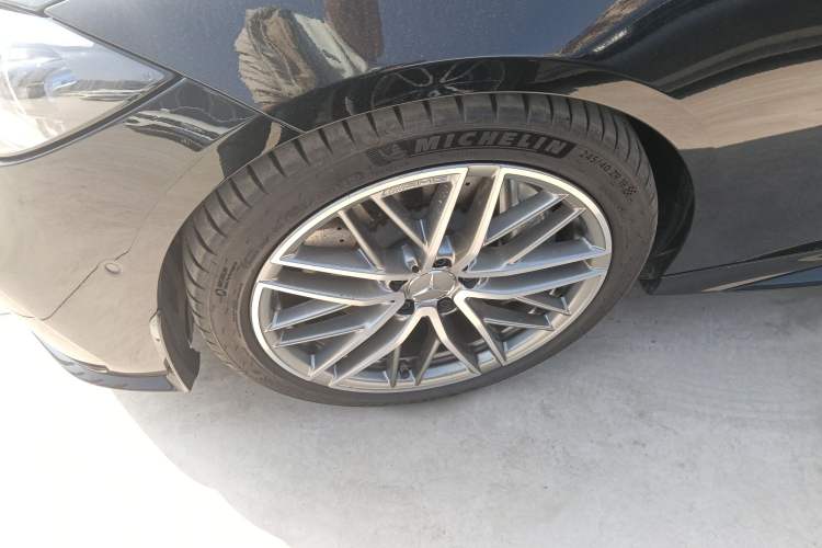 Used Mercedes-Benz C-Class AMG 2024 Facelift AMG C 43 4MATIC Exterior 4