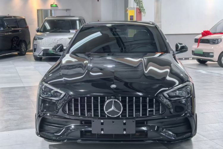 Used Mercedes-Benz C-Class AMG 2024 Facelift AMG C 43 4MATIC Exterior 9