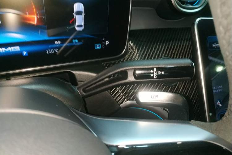 Used Mercedes-Benz C-Class AMG 2024 Facelift AMG C 43 4MATIC Gear Lever