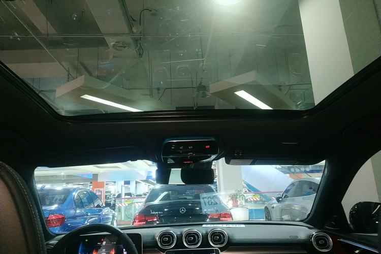 Used Mercedes-Benz C-Class AMG 2024 Facelift AMG C 43 4MATIC Headliner