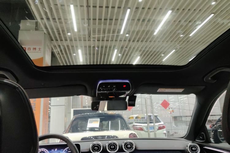 Used Mercedes-Benz C-Class AMG 2024 Facelift AMG C 43 4MATIC Headliner