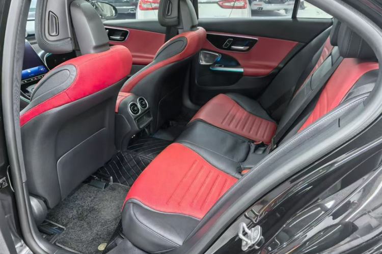 Used Mercedes-Benz C-Class AMG 2024 Facelift AMG C 43 4MATIC Interior 5