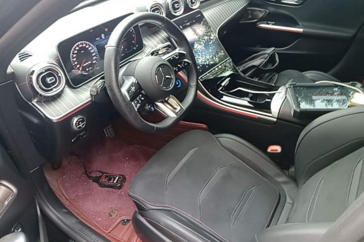 Used Mercedes-Benz C-Class AMG 2024 Facelift AMG C 43 4MATIC Left Front Seat