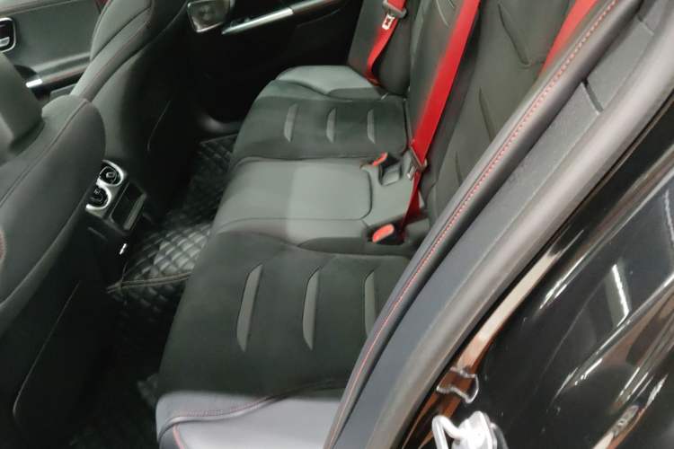 Used Mercedes-Benz C-Class AMG 2024 Facelift AMG C 43 4MATIC Left Rear Seat