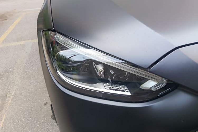 Used Mercedes-Benz C-Class AMG 2024 AMG C 43 4MATIC Right Front Headlight