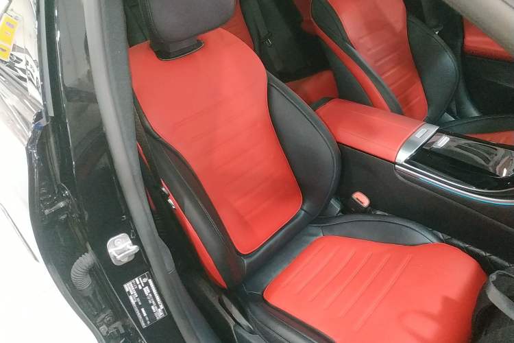 Used Mercedes-Benz C-Class AMG 2024 Facelift AMG C 43 4MATIC Right Front Seat