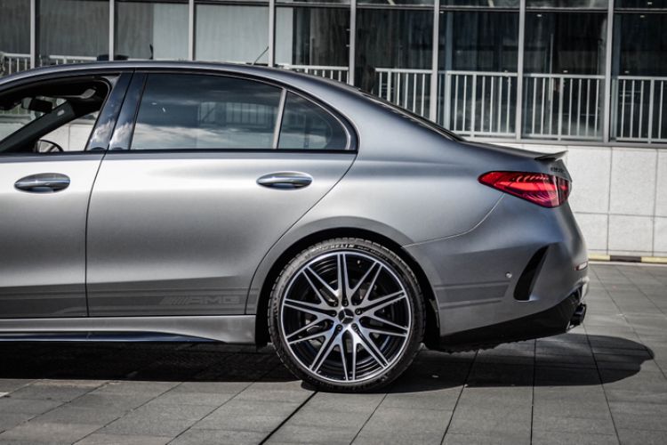 Used Mercedes-Benz C-Class AMG 2024 AMG C 43 4MATIC Exterior 4