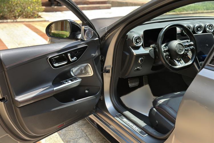Used Mercedes-Benz C-Class AMG 2024 AMG C 43 4MATIC Special Edition Interior 1