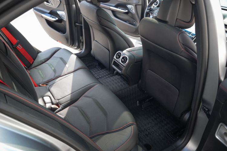 Used Mercedes-Benz C-Class AMG 2024 AMG C 43 4MATIC Interior 11