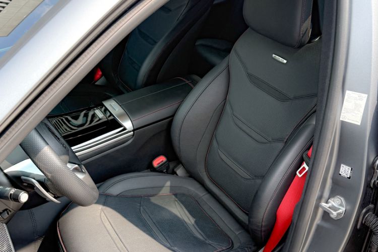Used Mercedes-Benz C-Class AMG 2024 AMG C 43 4MATIC Special Edition Interior 6