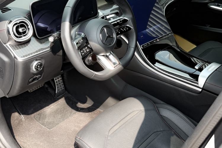 Used Mercedes-Benz C-Class AMG 2024 AMG C 43 4MATIC Special Edition Interior 7
