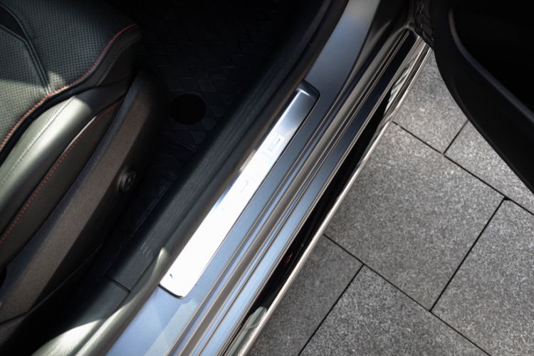 Used Mercedes-Benz C-Class AMG 2024 AMG C 43 4MATIC Interior 8