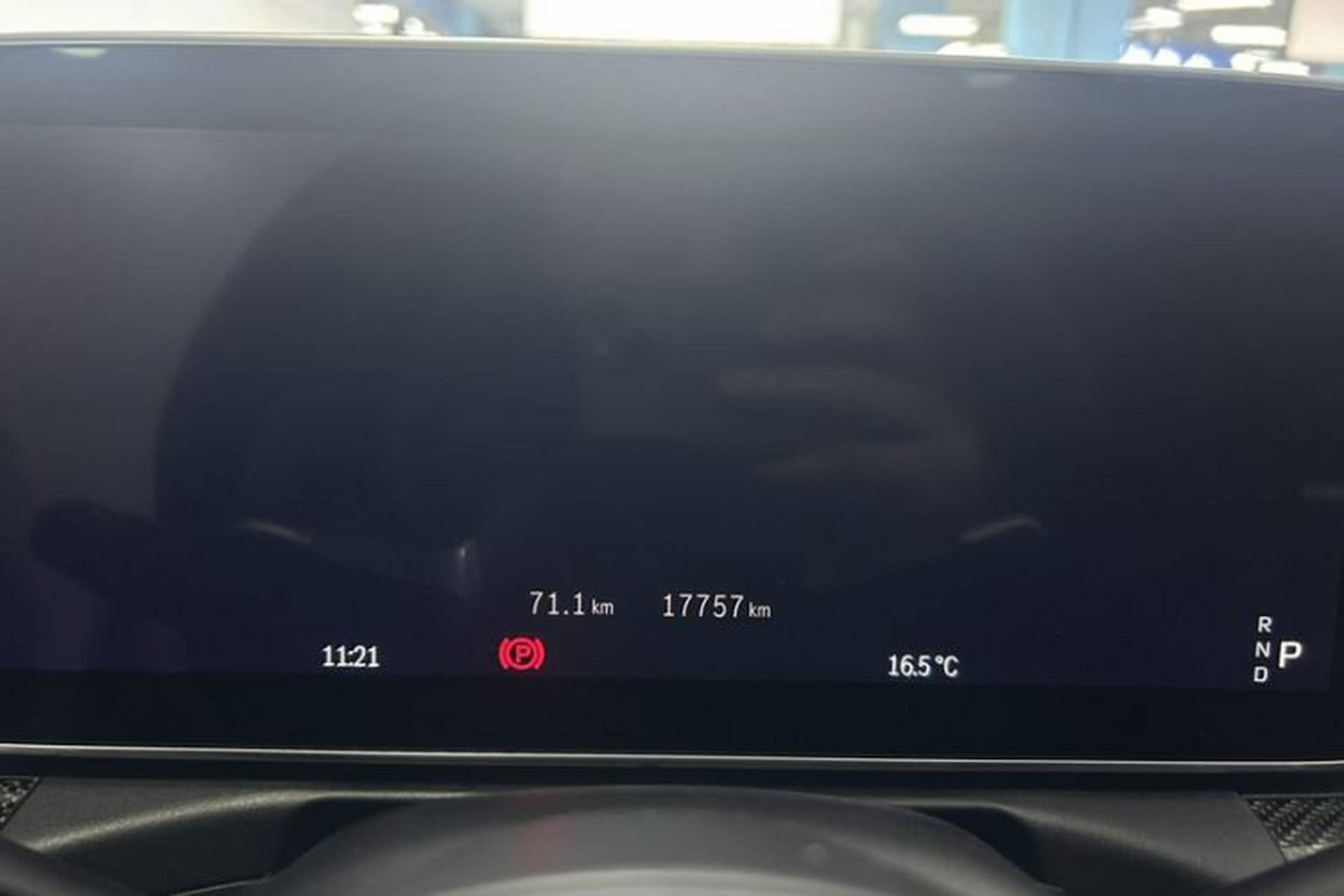Used Mercedes-Benz C-Class AMG 2024 AMG C 43 4MATIC Odometer Close Up