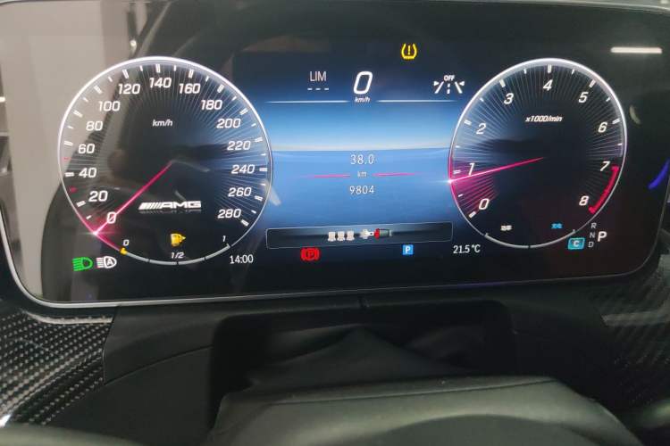 Used Mercedes-Benz C-Class AMG 2024 AMG C 43 4MATIC Odometer Close Up