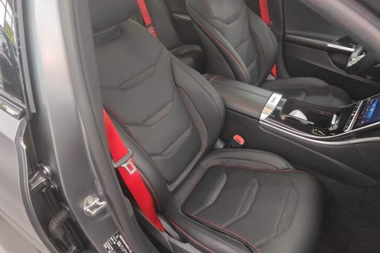 Used Mercedes-Benz C-Class AMG 2024 AMG C 43 4MATIC Special Edition Right Front Seat