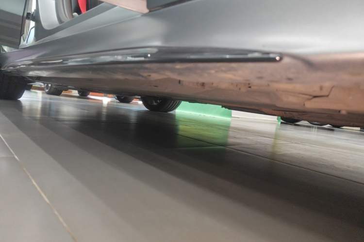 Used Mercedes-Benz C-Class AMG 2024 AMG C 43 4MATIC Special Edition Right Side Sill