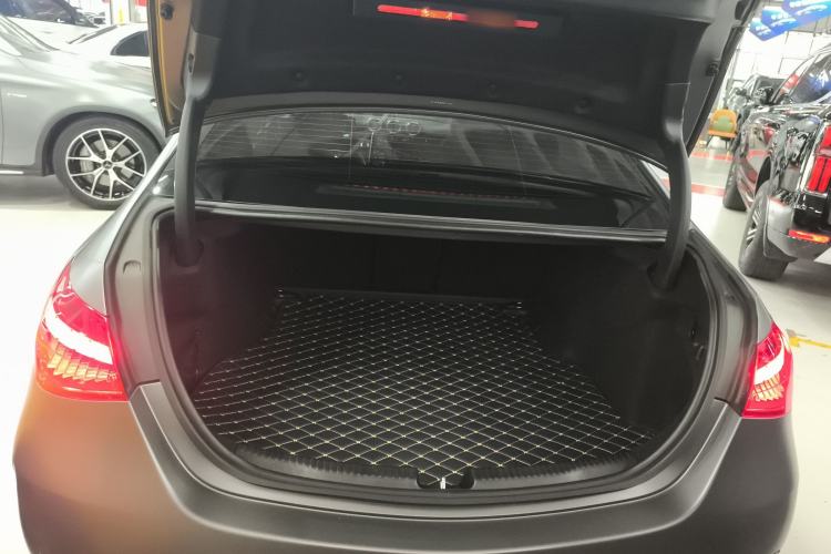 Used Mercedes-Benz C-Class AMG 2024 AMG C 43 4MATIC Trunk