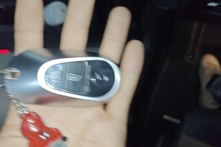 Used Mercedes-Benz C-Class AMG 2024 Facelift AMG C 43 4MATIC Vehicle Key