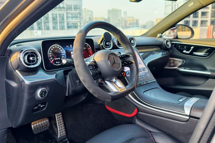 Used Mercedes-Benz C-Class AMG 2024 AMG C 43 4MATIC Special Edition Interior 2