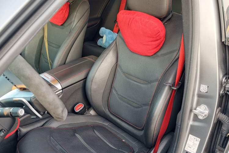 Used Mercedes-Benz C-Class AMG 2024 AMG C 43 4MATIC Special Edition Left Front Seat