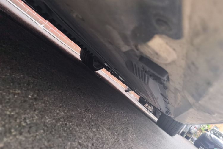 Used Mercedes-Benz C-Class AMG 2024 AMG C 43 4MATIC Chassis Front Left