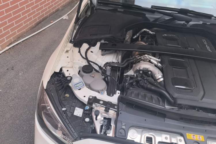 Used Mercedes-Benz C-Class AMG 2024 AMG C 43 4MATIC Engine Bay Right