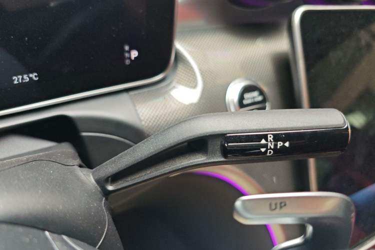 Used Mercedes-Benz C-Class AMG 2024 Facelift AMG C 43 4MATIC Gear Lever