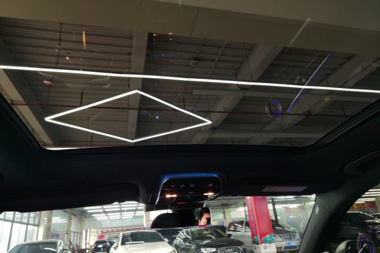 Used Mercedes-Benz C-Class AMG 2024 AMG C 43 4MATIC Headliner
