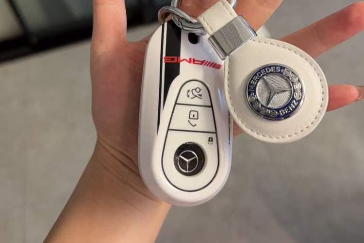 Used Mercedes-Benz C-Class AMG 2026 AMG C 43 4MATIC Vehicle Key