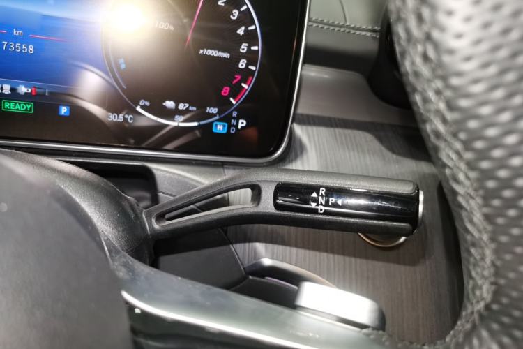 Used Mercedes-Benz C-Class New Energy 2023 C 350 eL Gear Lever