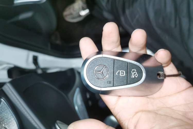 Used Mercedes-Benz C-Class New Energy 2023 C 350 eL Interior 1
