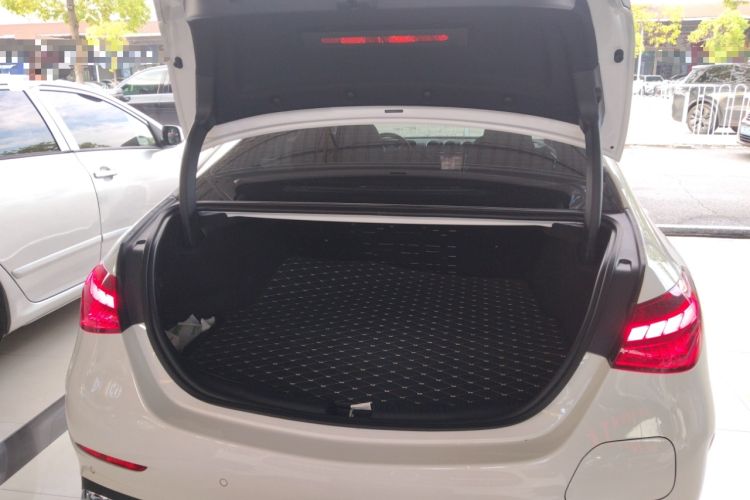 Used Mercedes-Benz C-Class New Energy 2025 C 350 eL Trunk