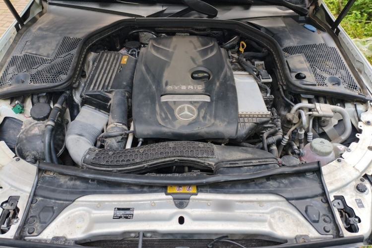Used Mercedes-Benz C-Class New Energy 2016 C 350 eL Engine Bay