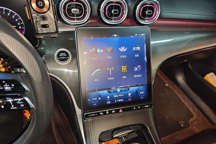 Used Mercedes-Benz C-Class New Energy 2023 C 350 eL Audio And AC Panel
