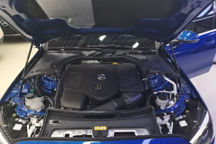 Used Mercedes-Benz C-Class New Energy 2023 C 350 eL Engine Bay