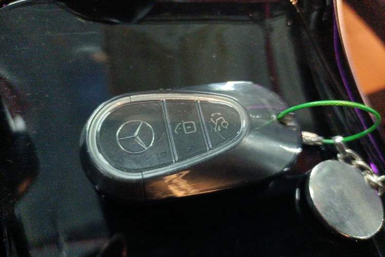 Used Mercedes-Benz C-Class New Energy 2023 C 350 eL Interior 1