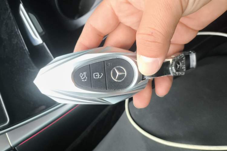Used Mercedes-Benz C-Class New Energy 2023 C 350 eL Interior 1
