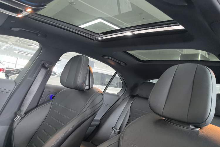 Used Mercedes-Benz C-Class New Energy 2023 C 350 eL Interior 9