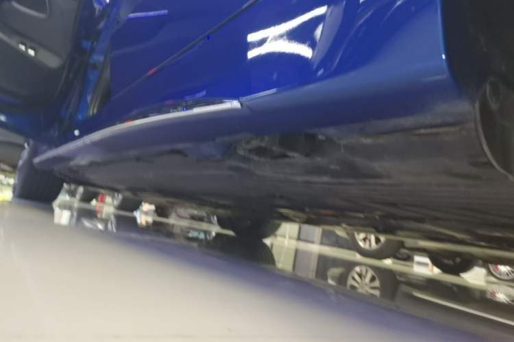 Used Mercedes-Benz C-Class New Energy 2023 C 350 eL Left Side Sill