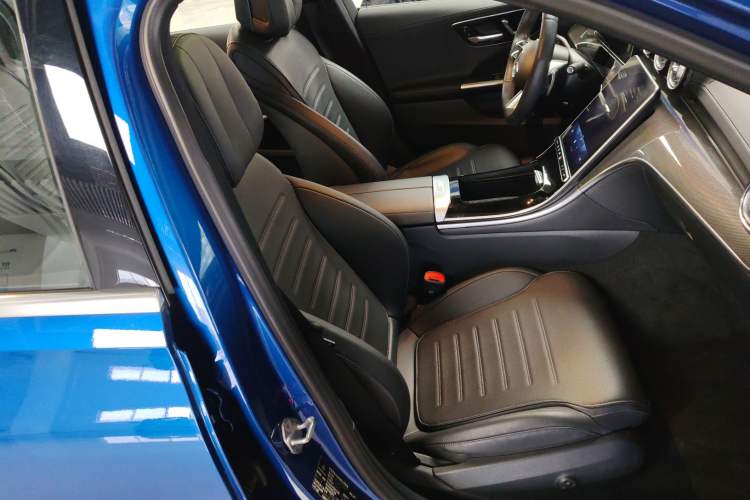 Used Mercedes-Benz C-Class New Energy 2023 C 350 eL Right Front Seat