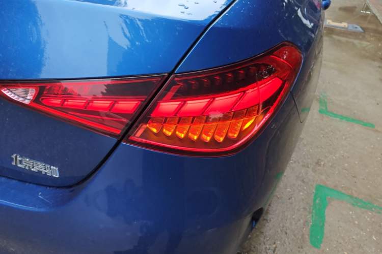 Used Mercedes-Benz C-Class New Energy 2023 C 350 eL Right Rear Taillight