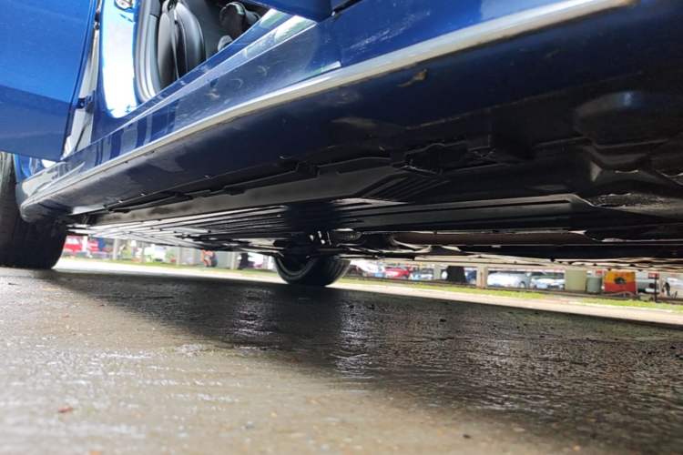 Used Mercedes-Benz C-Class New Energy 2023 C 350 eL Right Side Sill