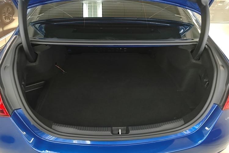 Used Mercedes-Benz C-Class New Energy 2023 C 350 eL Trunk