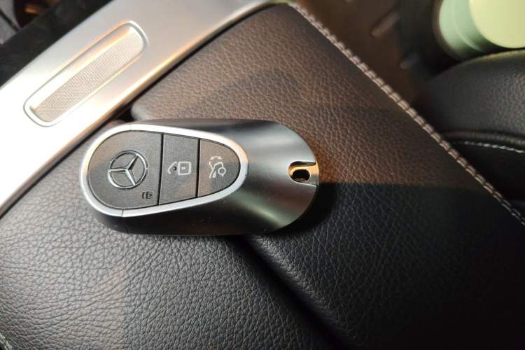 Used Mercedes-Benz C-Class New Energy 2023 C 350 eL Vehicle Key