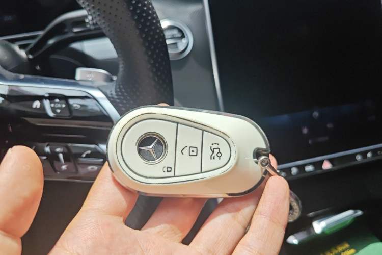 Used Mercedes-Benz C-Class New Energy 2023 C 350 eL Vehicle Key