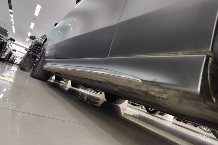 Used Mercedes-Benz C-Class New Energy 2023 Facelift C 350 eL Right Side Sill