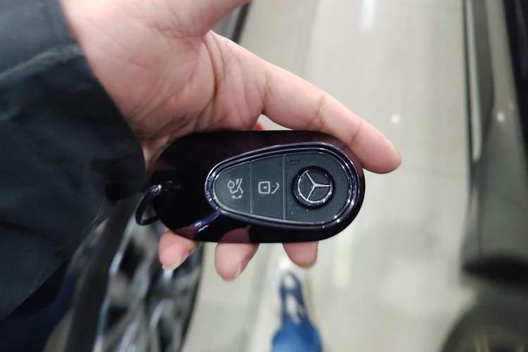 Used Mercedes-Benz C-Class New Energy 2023 Facelift C 350 eL Vehicle Key