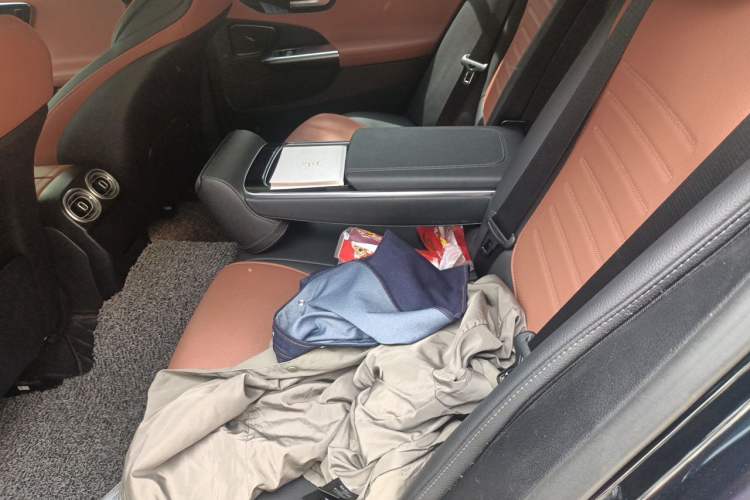 Used Mercedes-Benz C-Class New Energy 2023 Facelift C 350 eL Left Rear Seat