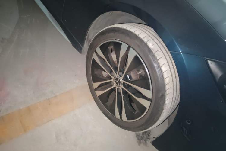Used Mercedes-Benz C-Class New Energy 2023 C 350 eL Right Front Wheel Hub