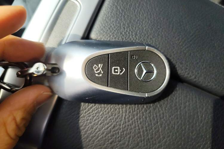 Used Mercedes-Benz C-Class New Energy 2023 C 350 eL Vehicle Key